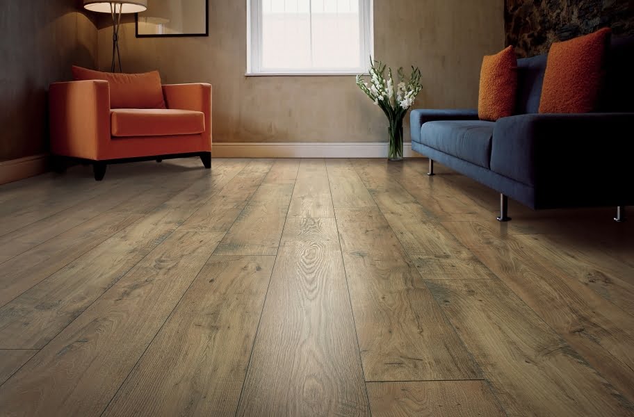 Laminate flooirng with hardwood color.